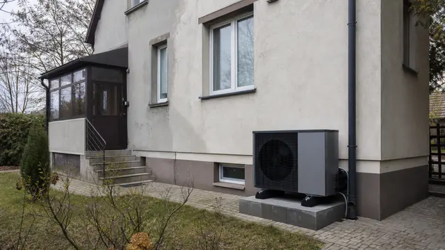 Dom jednorodzinny analizowany przed przygotowaniem audytu energetycznego i DPAE